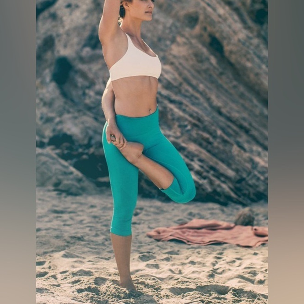 Lululemon In The Flow Crop II Seamless Leggings Heathered Blue Tropics